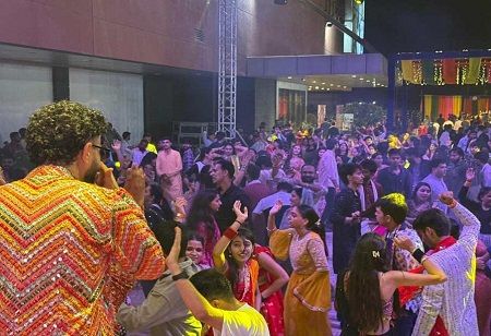 Urban Square Mall Glows With Tradition and Cultural Spirit